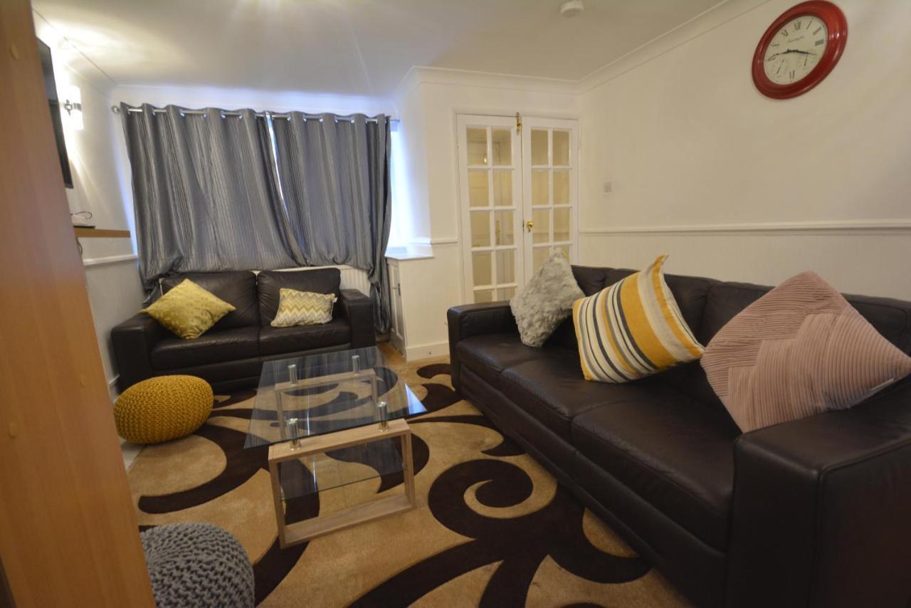 Five Bedroom Townhouse Near Excel Exhibition Centre London Exterior photo