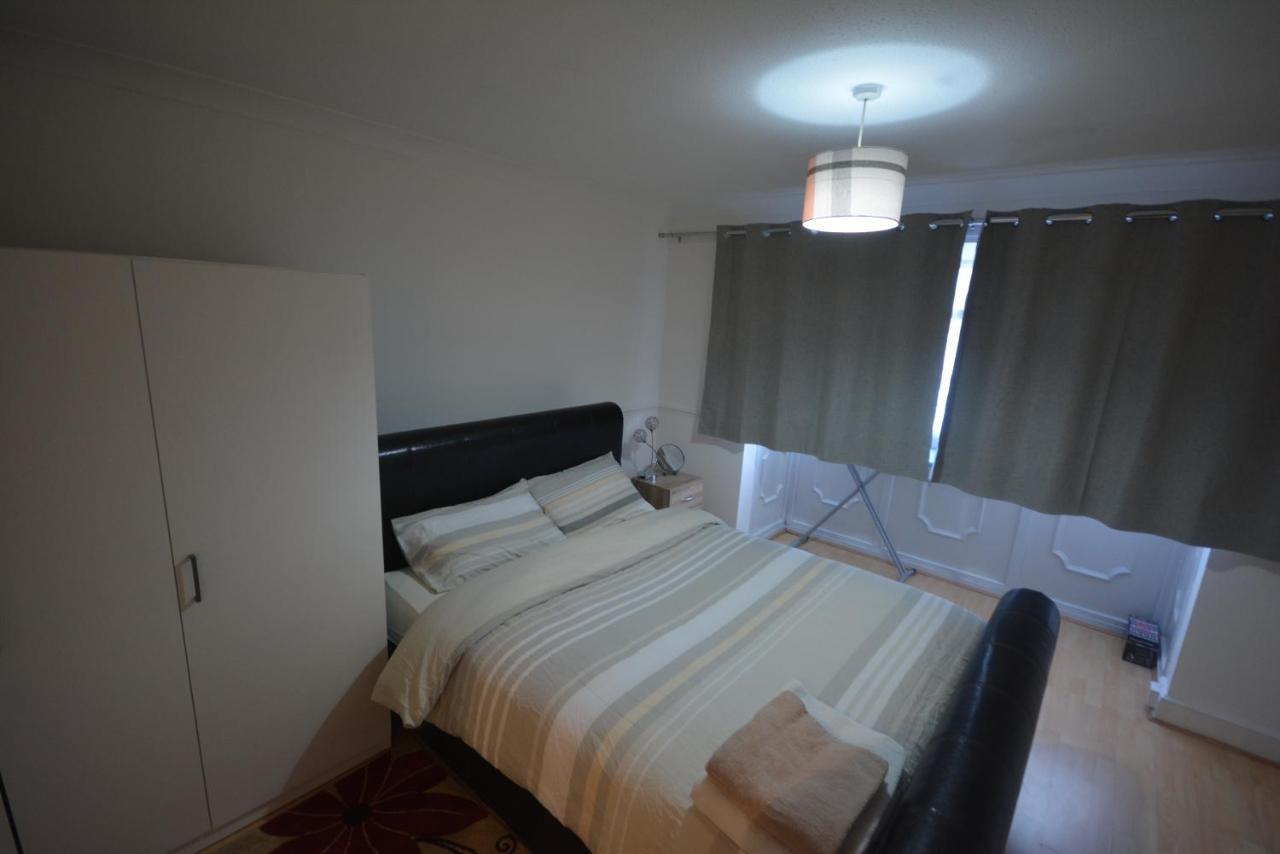 Five Bedroom Townhouse Near Excel Exhibition Centre London Exterior photo