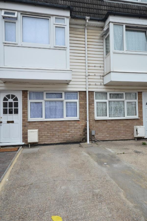 Five Bedroom Townhouse Near Excel Exhibition Centre London Exterior photo